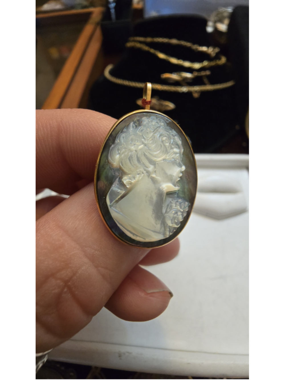 Giovanni Apa 14k Hard carved
